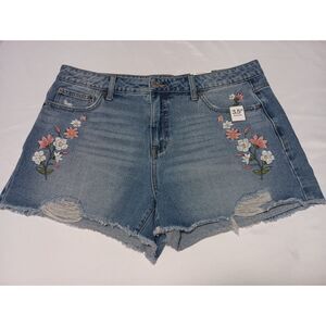 TIME & TRU: High Rise Flower Embroidered, Cut-Off Denim / Jean Shorts, W Size 14